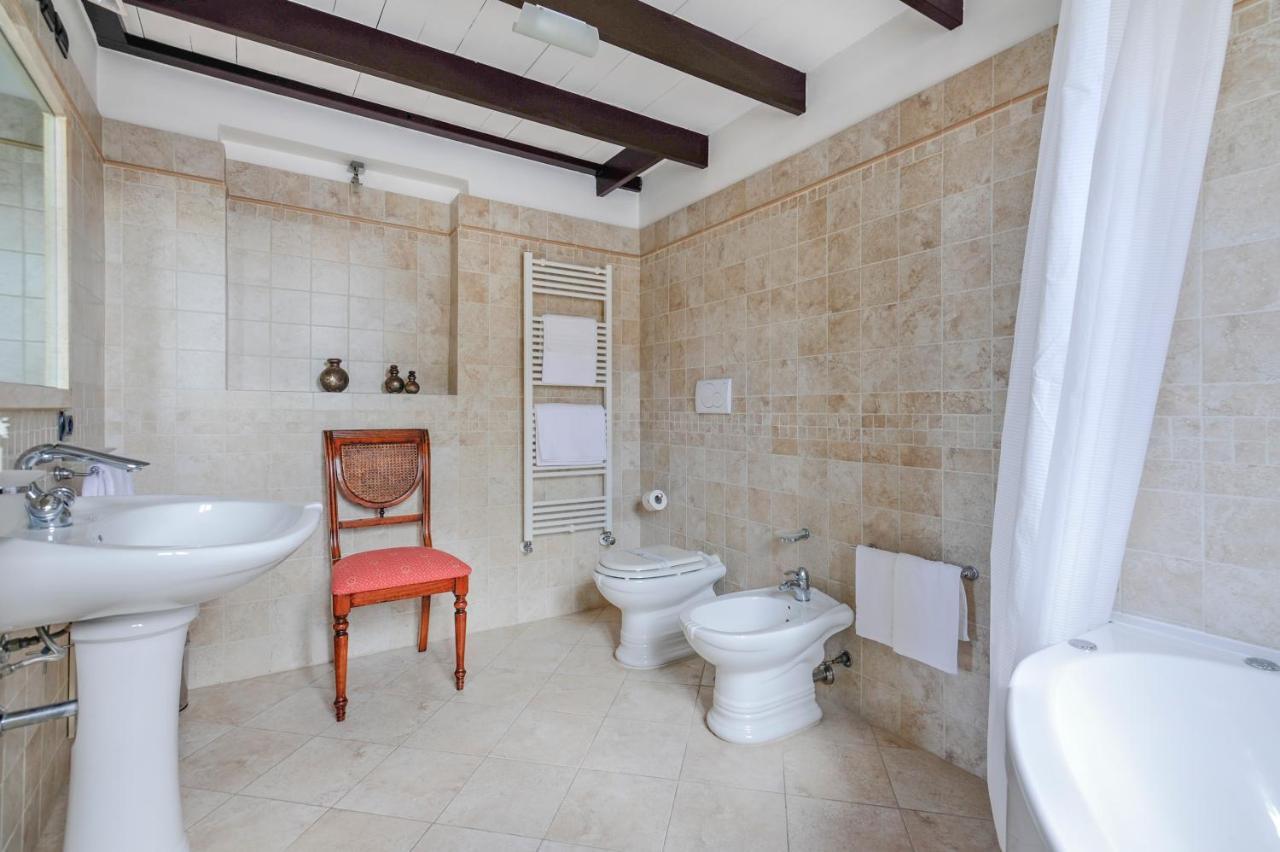 Castriota 19 - Jacuzzi Apartment Sit Лече Екстериор снимка